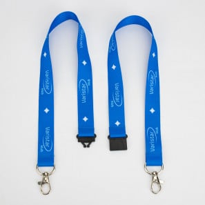 Geripptes Umhängeband mit doppeltem Karabiner und mit Sicherheitsverschluss